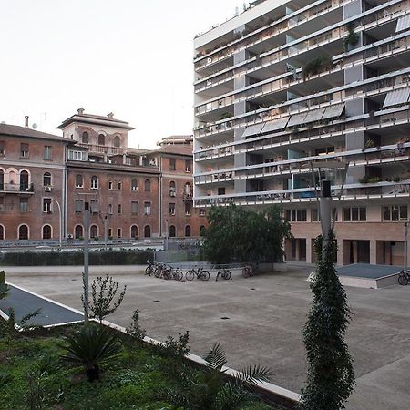 Penthouse 41 In Trastevere With Big Terrace Rome Bagian luar foto