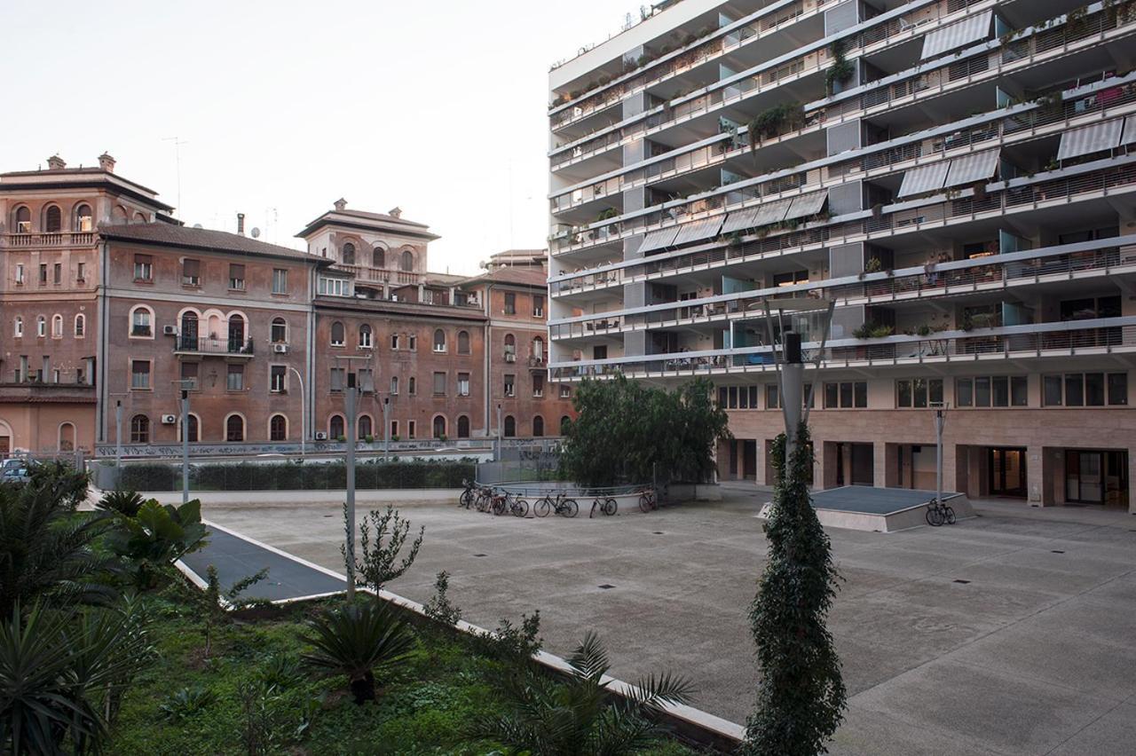 Penthouse 41 In Trastevere With Big Terrace Rome Bagian luar foto
